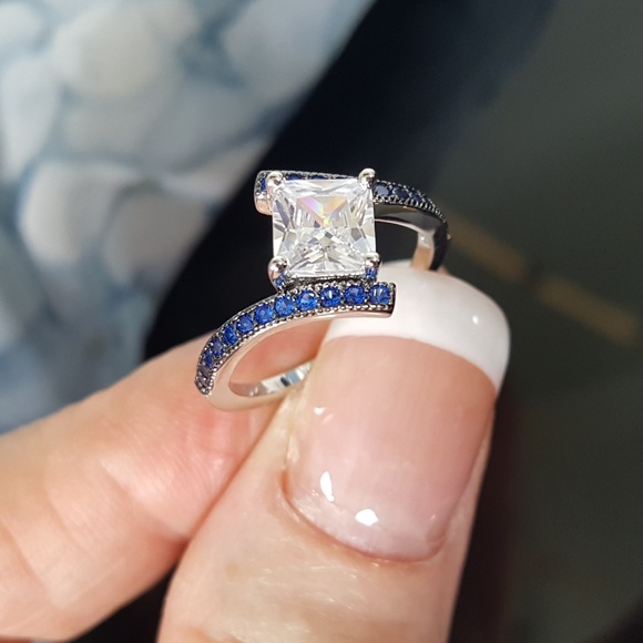 Jewelry - White n Blue Cubic Zirconia